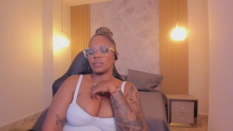 AyanaBrown's Streamate show and profile