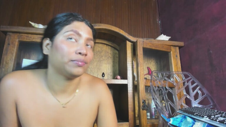 Sapphire_Gold's Streamate show and profile