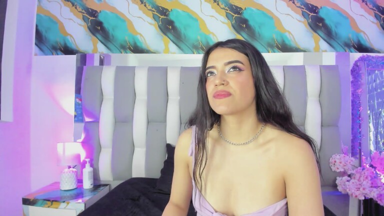 DiazIsa_s's Streamate show and profile