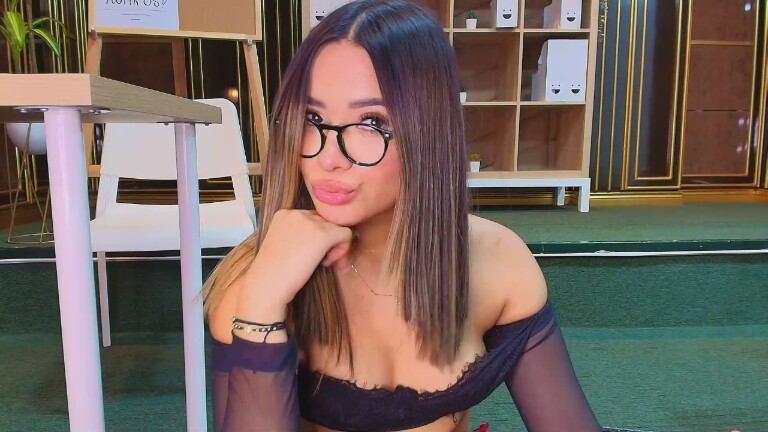 VioletaGrant's Streamate show and profile