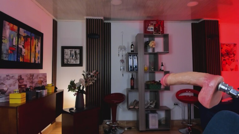 Naiarahh's Streamate show and profile