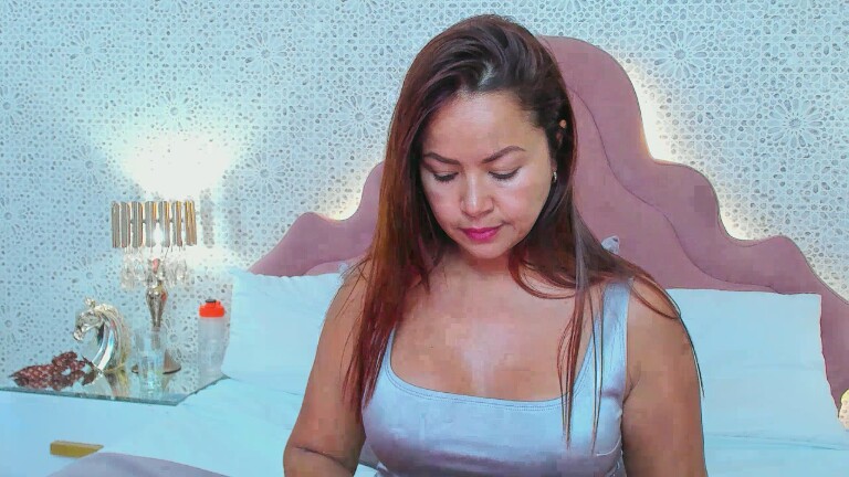 JazminLopezz's Streamate show and profile