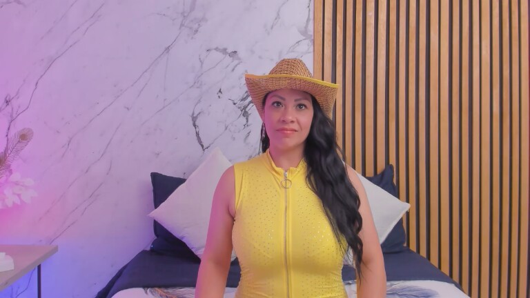 ViolettaThonsomS's Streamate show and profile