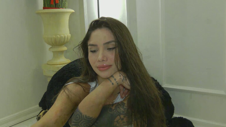 Alice_Haaze's Streamate show and profile