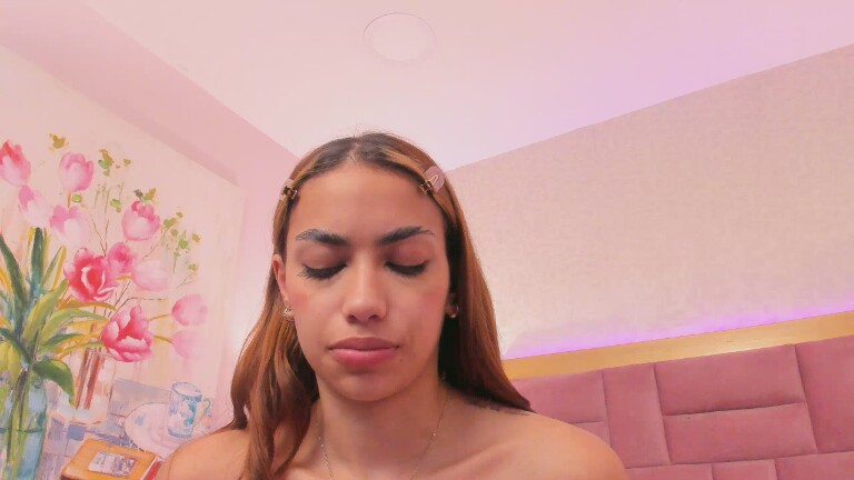 AnnieAdaams's Streamate show and profile