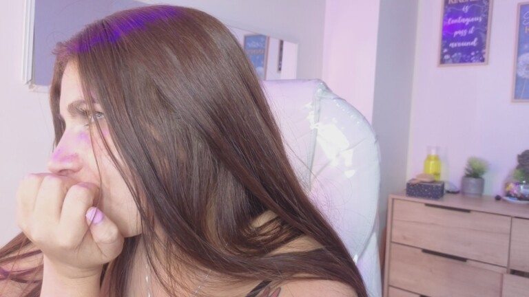 blueehazell18's Streamate show and profile