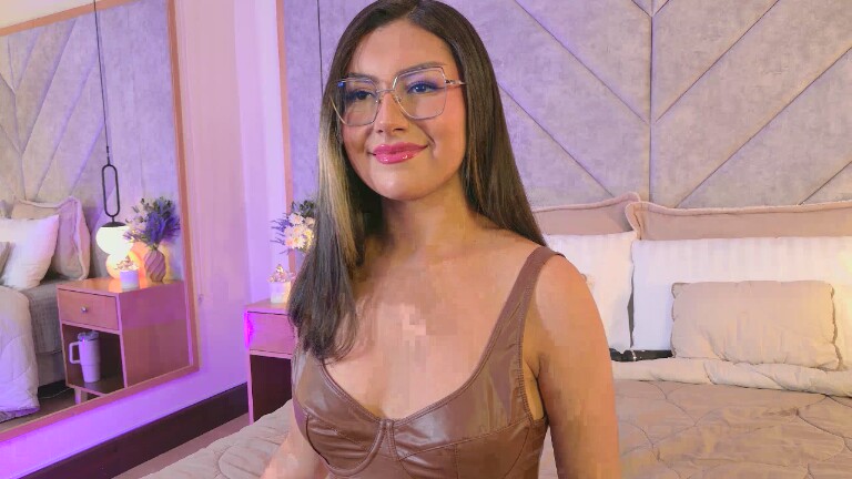 IsaRose's Streamate show and profile