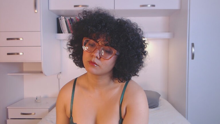 MartinaRuis's Streamate show and profile