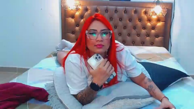 AngelicaRed021's Streamate show and profile