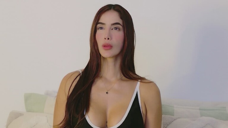 LanaGrey18's Streamate show and profile