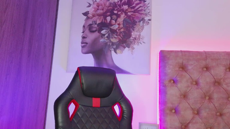 Yaya_Lm's Streamate show and profile