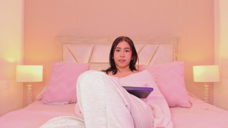 SophiaColinns's Streamate show and profile