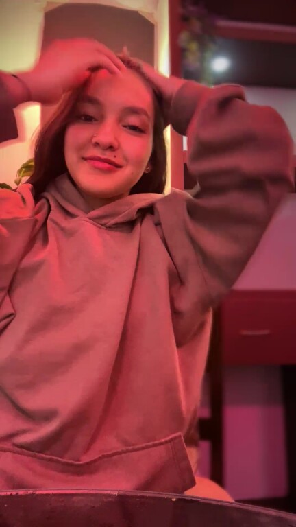 AprilFiore's Streamate show and profile