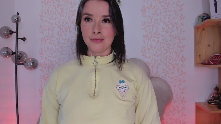 HannaRogerss's Streamate show and profile