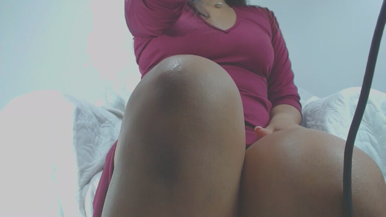 LunaDumont's Streamate show and profile