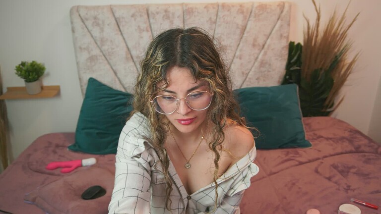 IamAbbi's Streamate show and profile