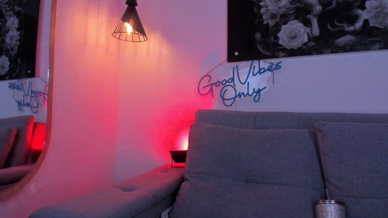 MacarenaEscobar27's Streamate show and profile