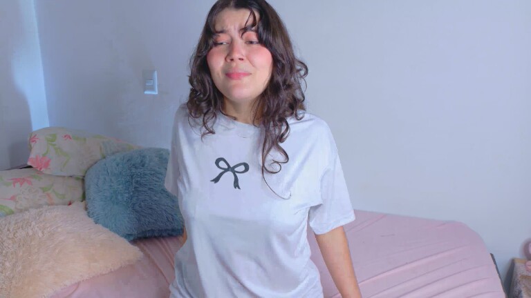 RosieFernandez's Streamate show and profile