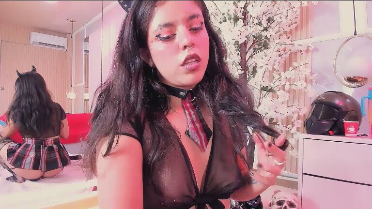 IvannaBellini019's Streamate show and profile