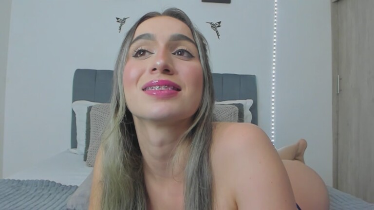 SarahRouxx's Streamate show and profile