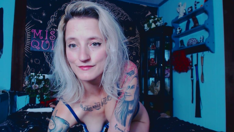 MissQuinCam's Streamate show and profile