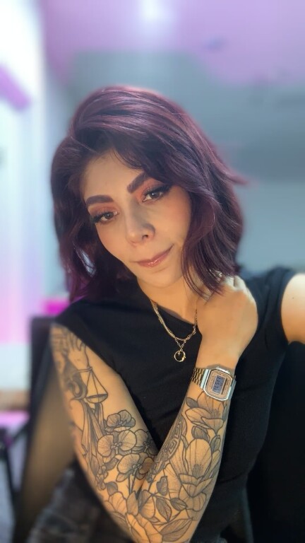 BrianaWells's Streamate show and profile