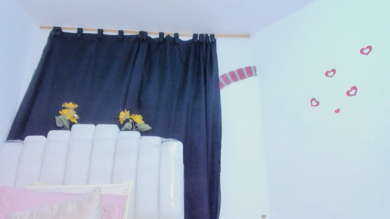 RoxanaBlanche's Streamate show and profile