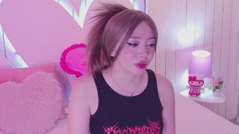 GatitaChan's Streamate show and profile