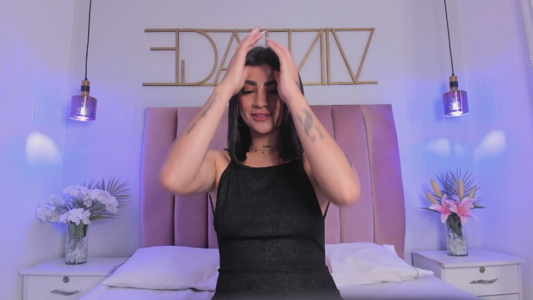 KendraaHill's Streamate show and profile