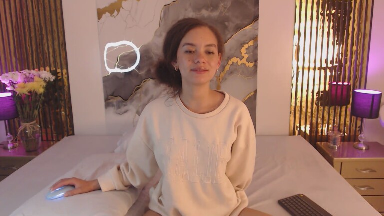 MiticaBrenner's Streamate show and profile