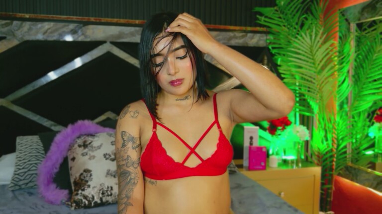 Miah_Hills's Streamate show and profile