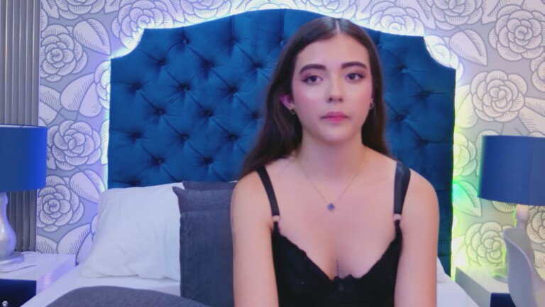 LolaMonroee's Streamate show and profile