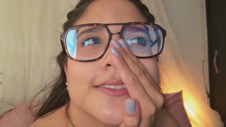 HaileyBunny_18's Streamate show and profile