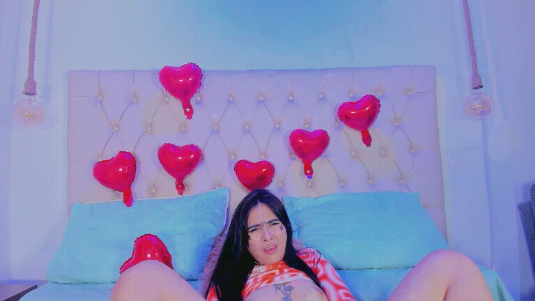 Luna_Storm's Streamate show and profile