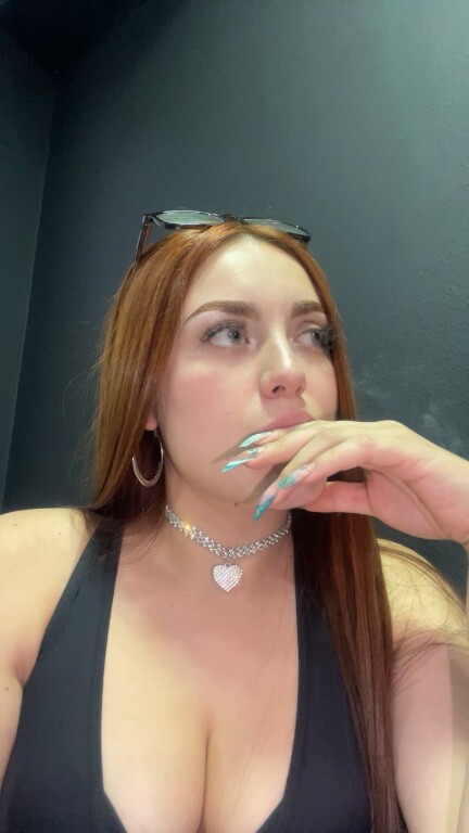 BlairForbes's Streamate show and profile