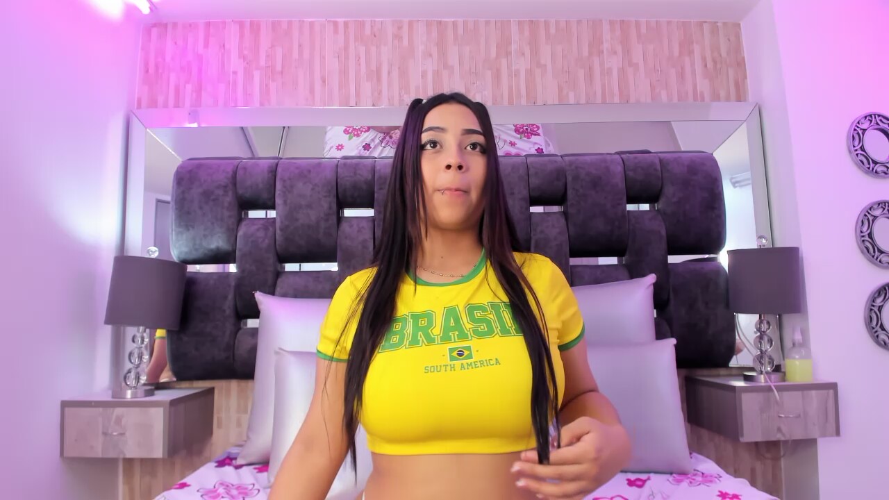 Lia_Grey