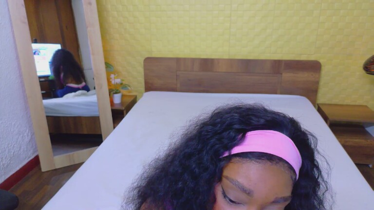 ShamiraSpencer's Streamate show and profile