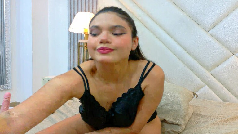 LuisaMontiel's Streamate show and profile