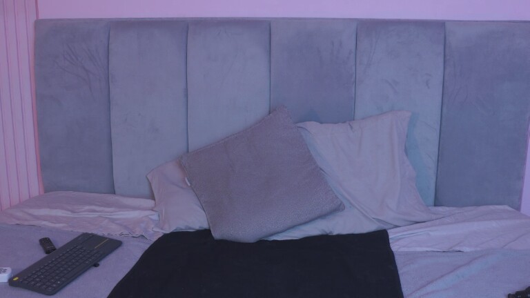 MeghanJadde's Streamate show and profile