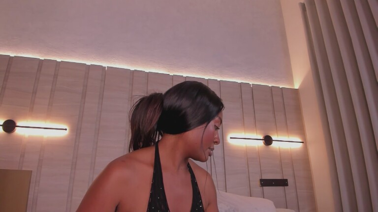 IvonneBrunettee's Streamate show and profile