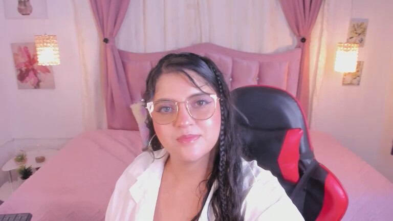 AlaraRose's Streamate show and profile