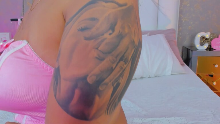 CarolGomeez's Streamate show and profile