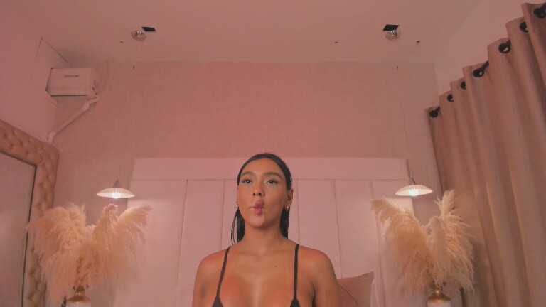 NikoJhon's Streamate show and profile