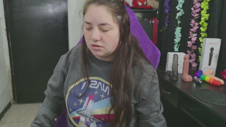 annbronw's Streamate show and profile