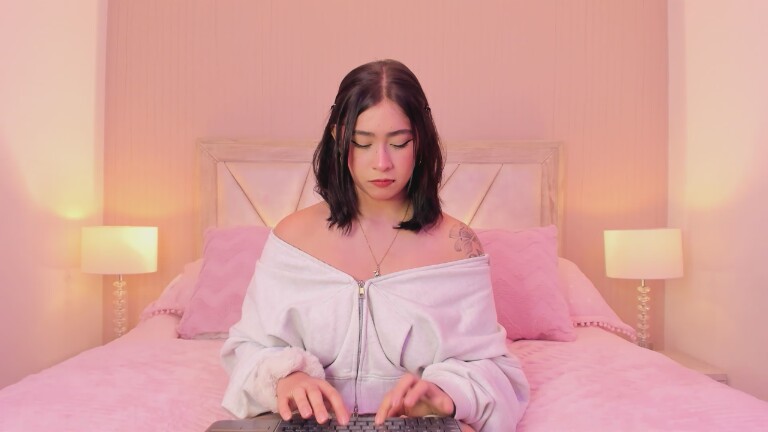 SophiaColinns's Streamate show and profile