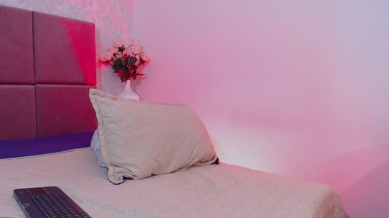 AliceeBlake's Streamate show and profile