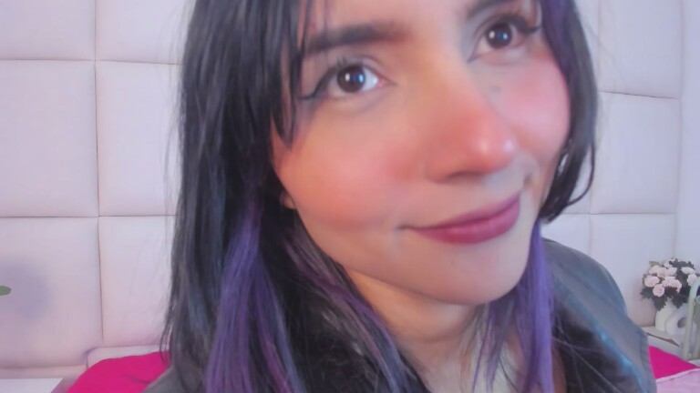 SamanthaLevy's Streamate show and profile