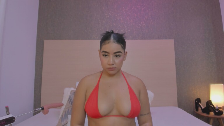 EmmilyMartinez's Streamate show and profile