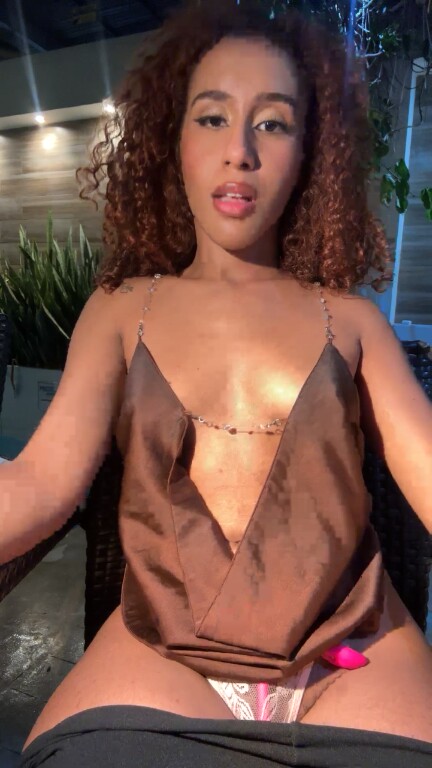 MaiaCox's Streamate show and profile