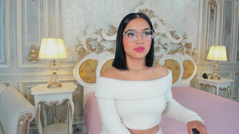 ViolettaG's Streamate show and profile